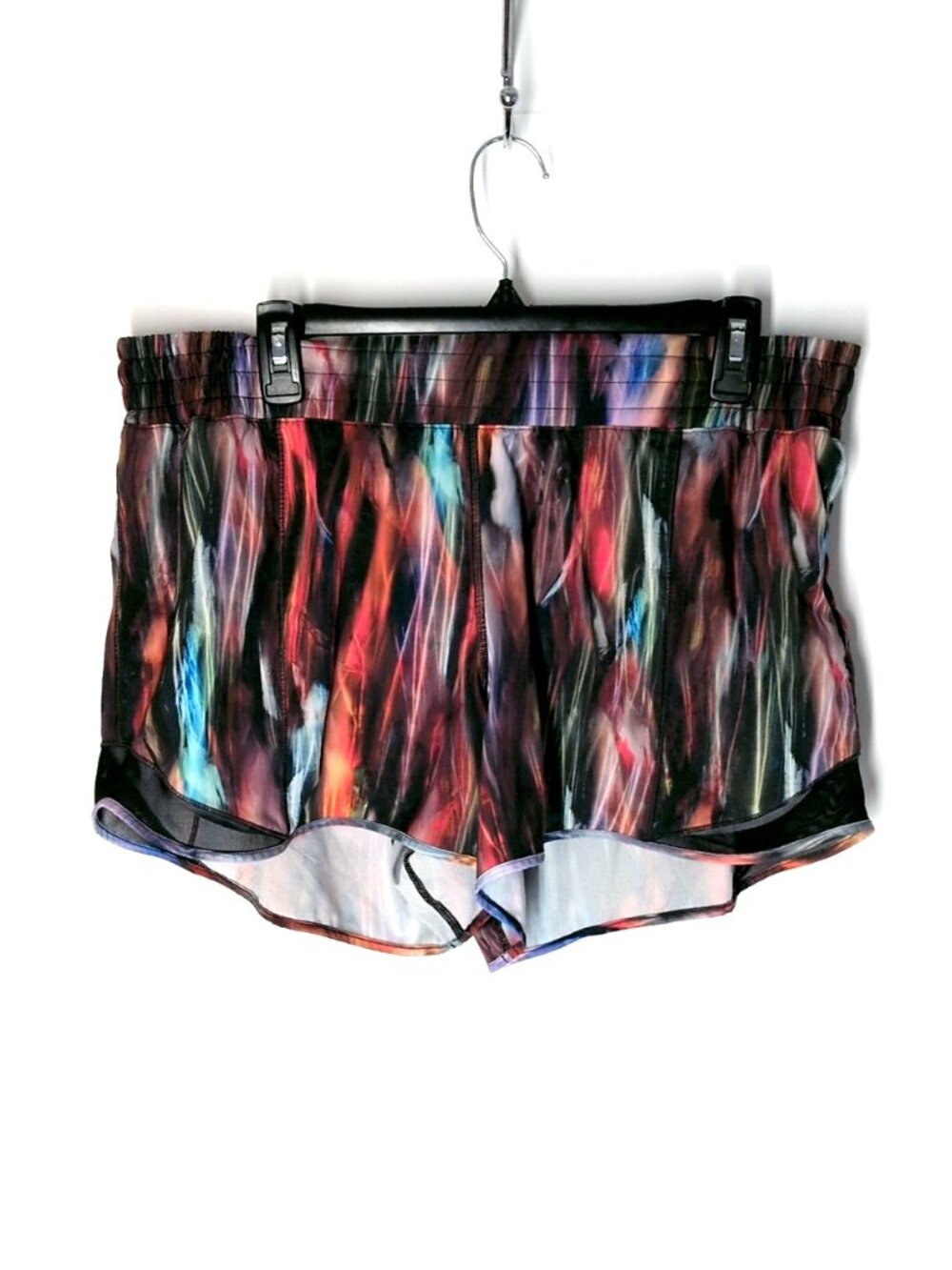 Lululemon Hotty Hot Short High-Rise Long 4" Chroma Fusion Multi / Black 12